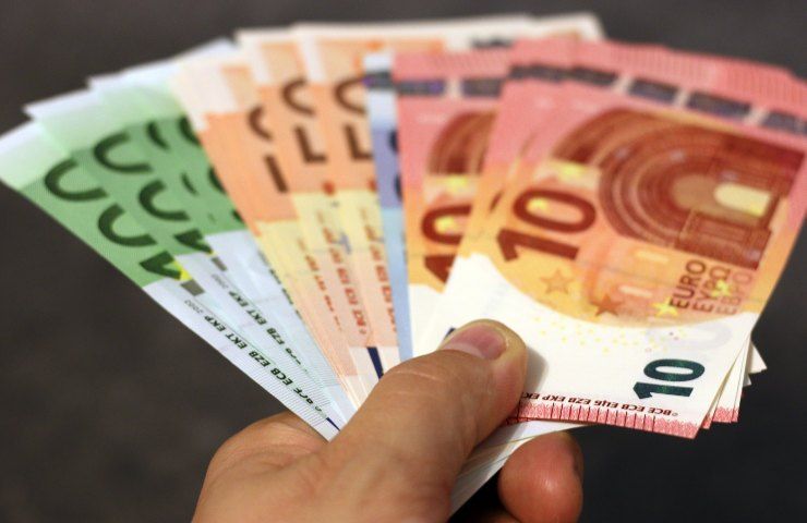 Importi Pensioni, euro (Foto Pexels) - bonus.it 20230818
