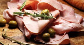 Prosciutto cotto: attenzione all’etichetta, cosa deve contenere